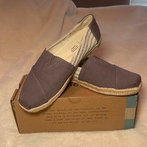 Toms Classic drizzle grey Ivy League stripes shoe